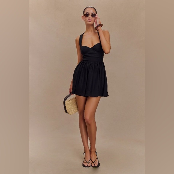 Meshki Dresses & Skirts - NWT Meshki Black Mini Dress with Open Back, Sweetheart Neckline - Size Medium